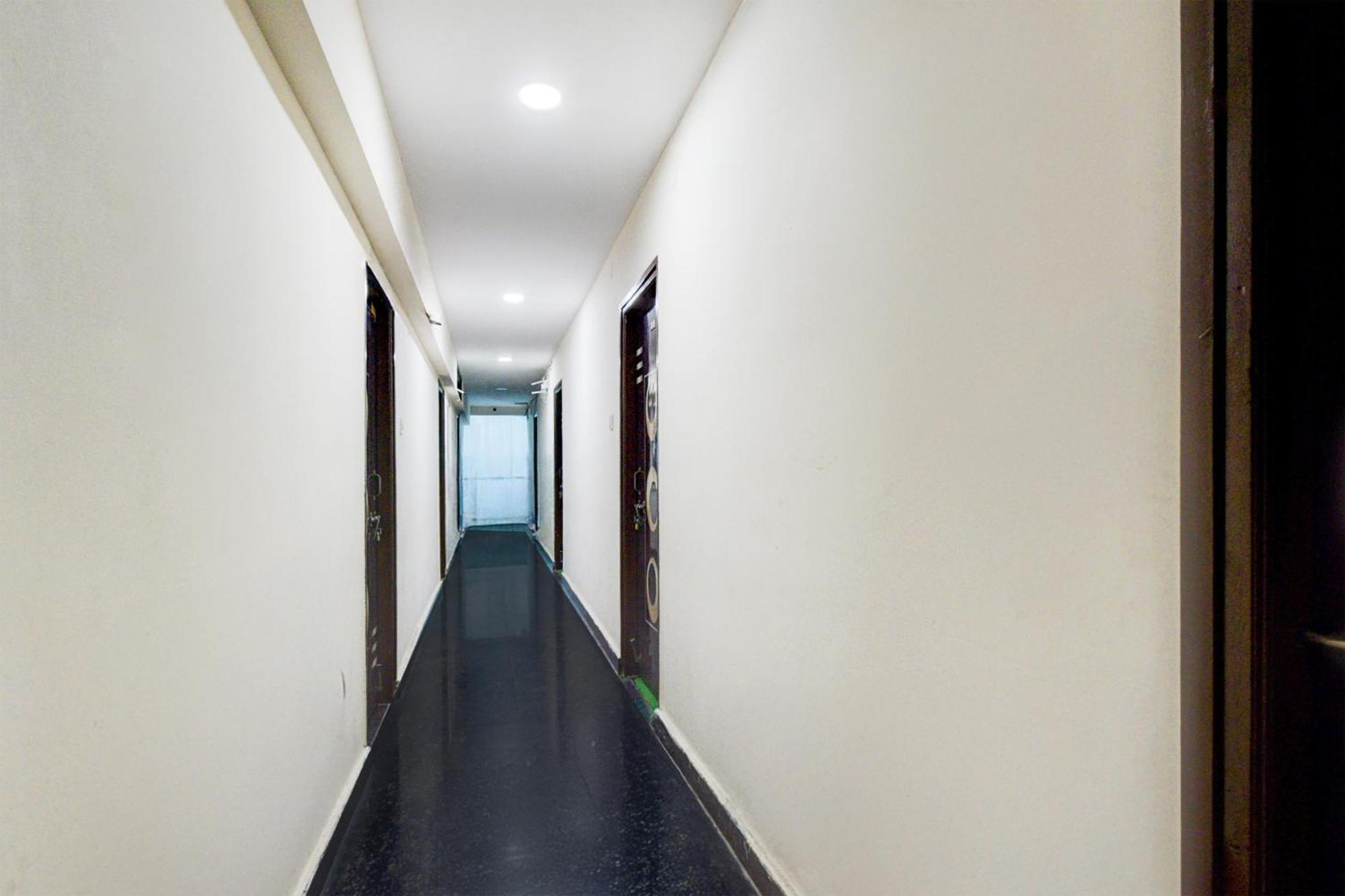 Super Hotel O Malkajgiri Maula Ali Bagian luar foto