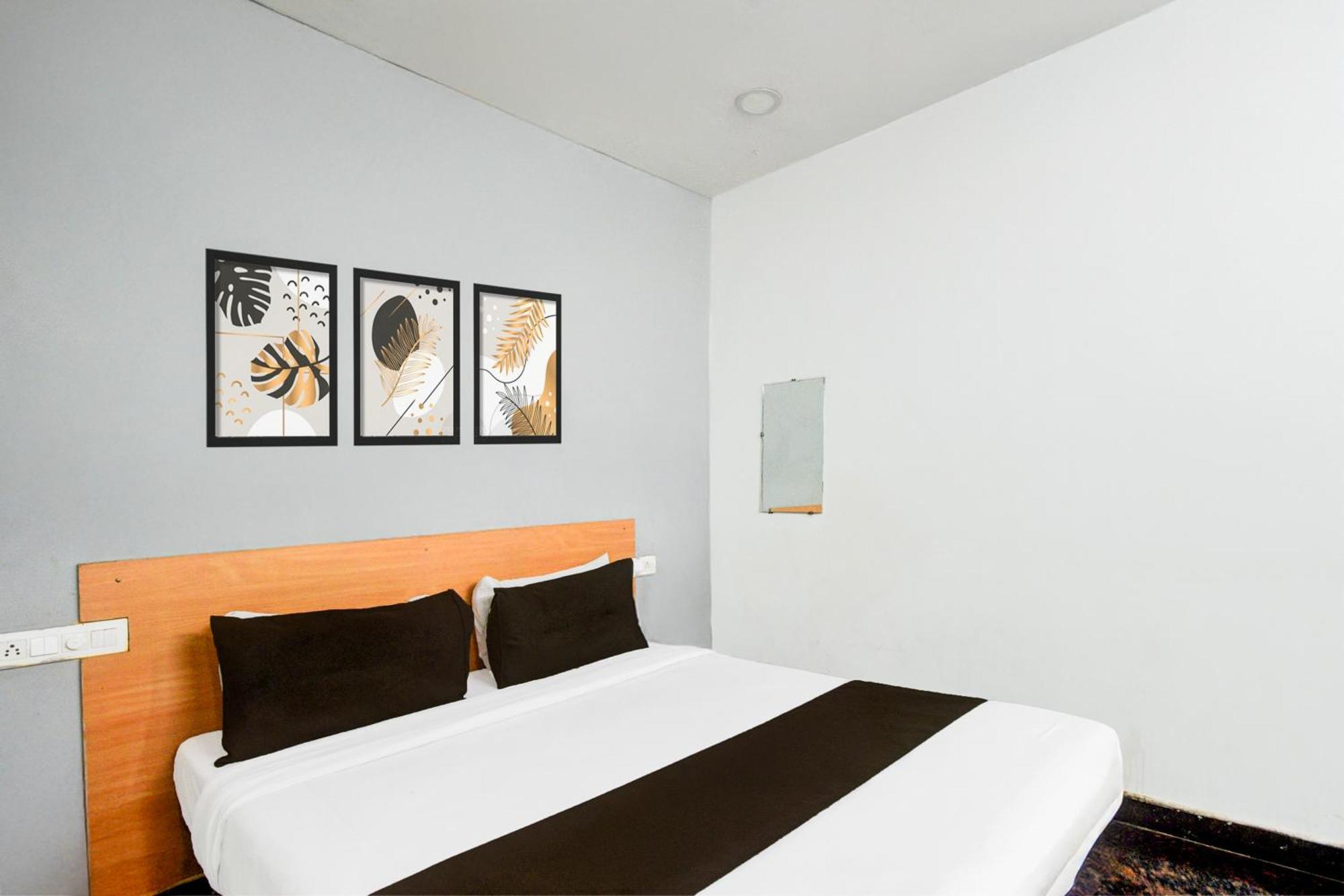 Super Hotel O Malkajgiri Maula Ali Bagian luar foto