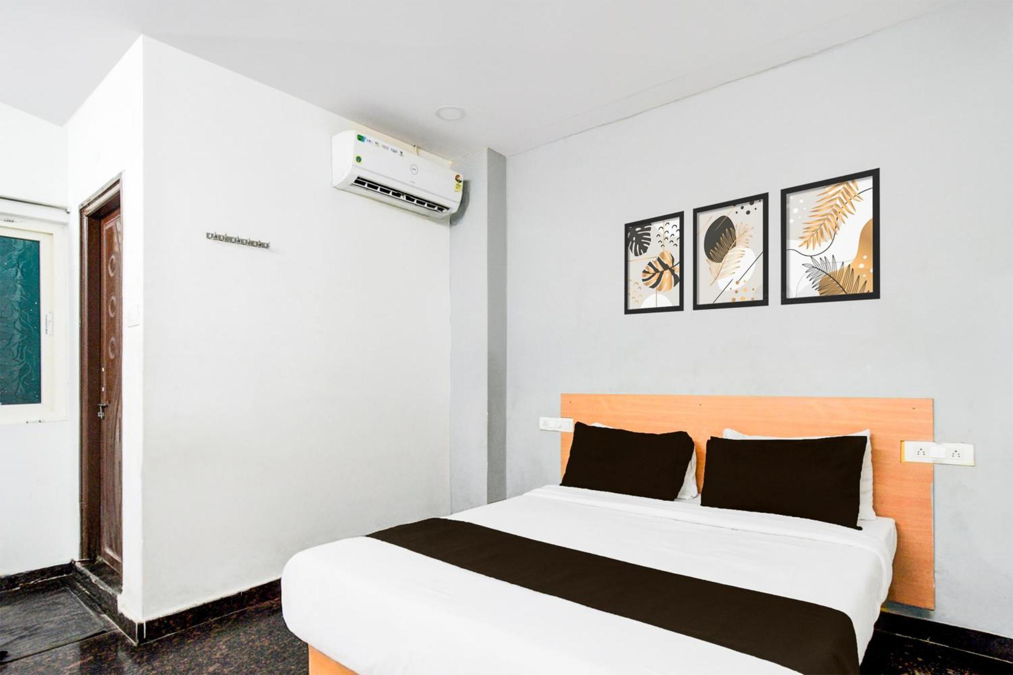 Super Hotel O Malkajgiri Maula Ali Bagian luar foto