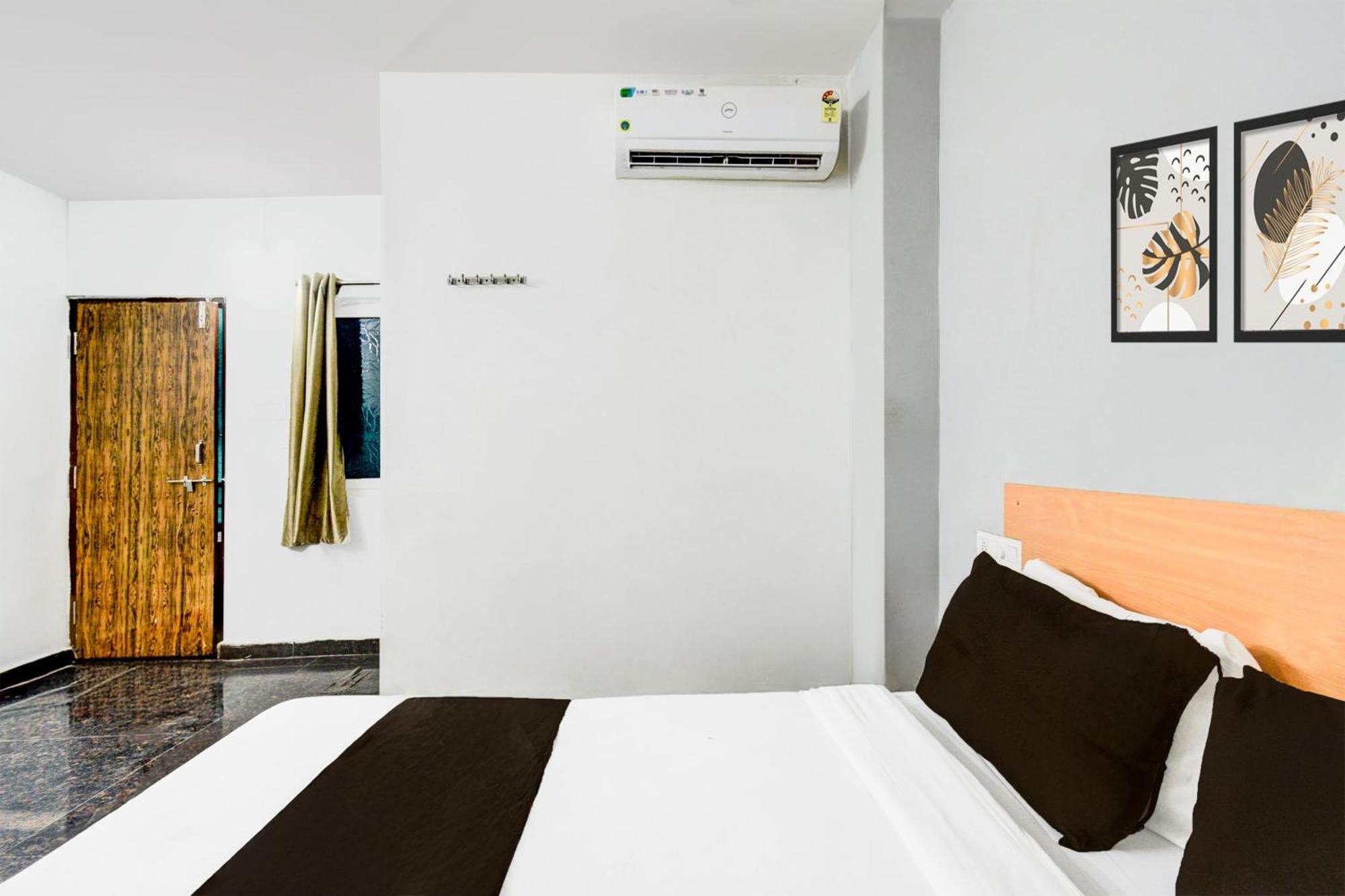 Super Hotel O Malkajgiri Maula Ali Bagian luar foto